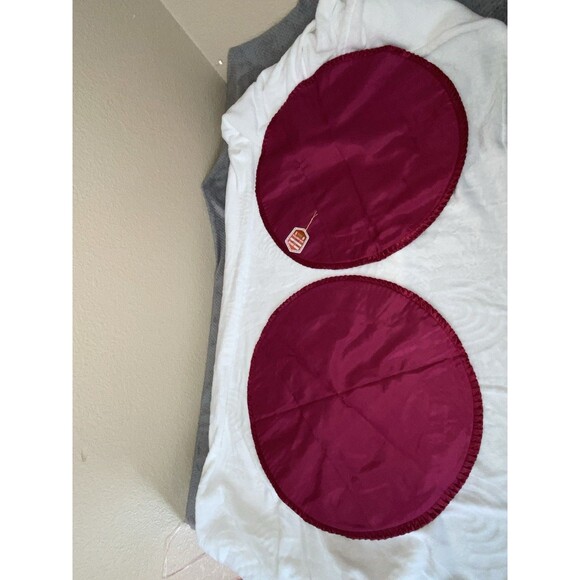 vintage round embroidered satin pillowcases - Picture 8 of 13